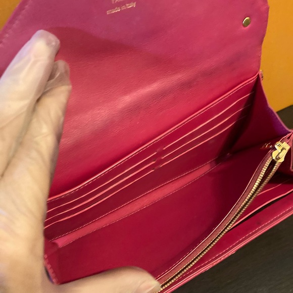 Louis Vuitton Pink Leather Clutch - Picture 3 of 8